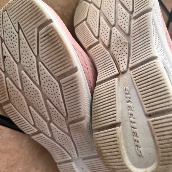 SKECHERS Girls Size 3 Sneakers with Elastic Shoelaces and Velcro Strap Pink - Picture 4 of 6